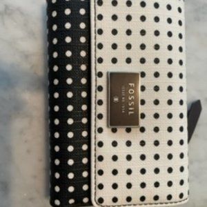 RARE VINTAGE FIND -Fossil Sydney Wallet